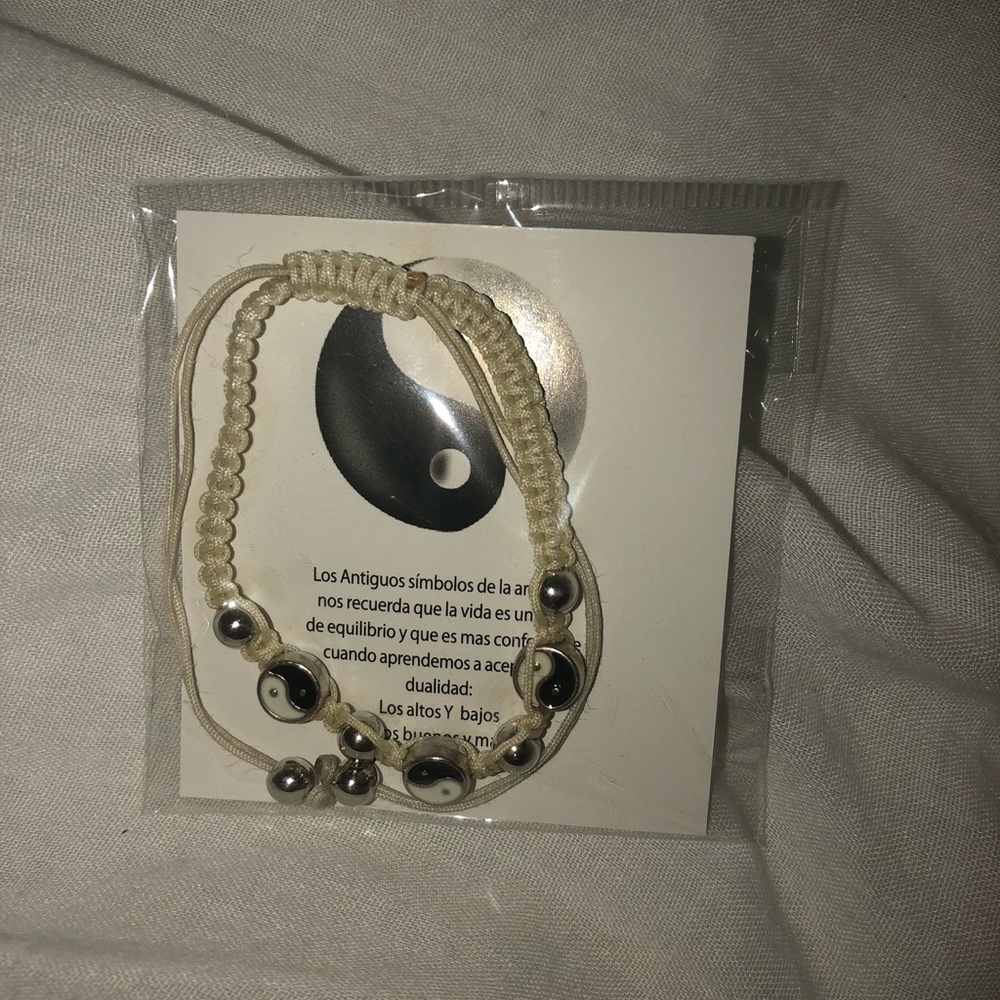 White Yin-yang bracelet